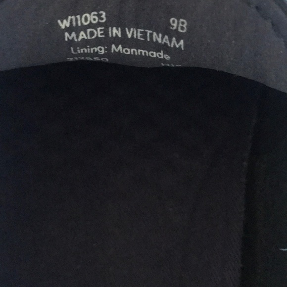 COLE HAAN - Picture 11 of 11